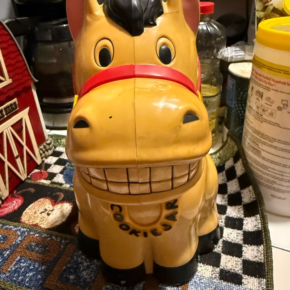 Horse-Shaped Cookie Jar - Yellow and Black